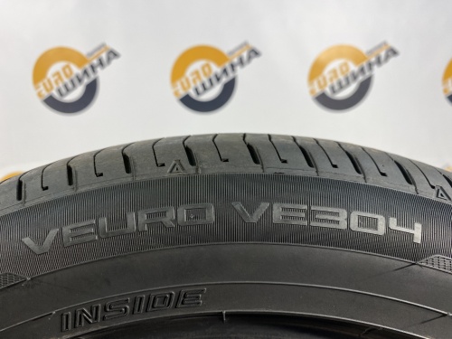 235 50 18 DUNLOP VEURO VE304