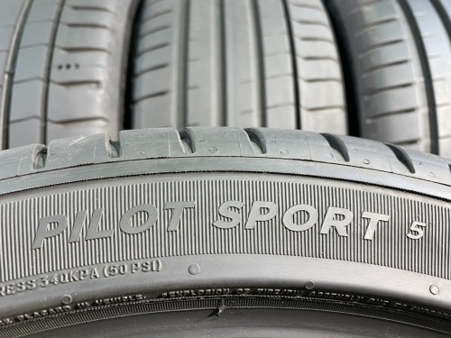 225 40 18 MICHELIN PILOT SPORT 5