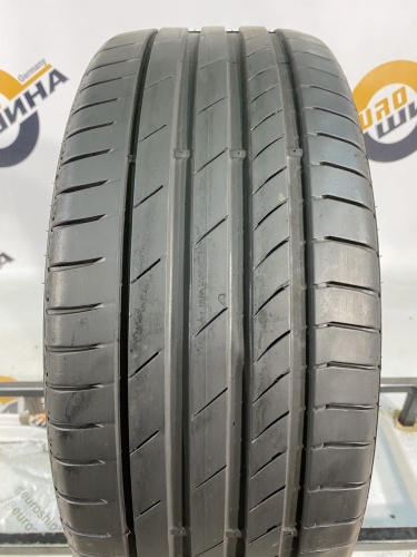 235 45 18 KUMHO ECSTA PS71