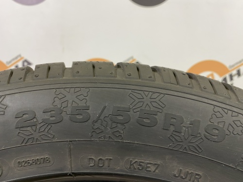 235 55 19 DUNLOP SP WINTER SPORT 4D