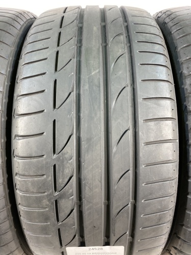 235 40 19 BRIDGESTONE POTENZA S001