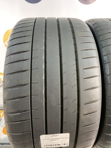 295 30 21 MICHELIN PILOT SPORT 4 S
