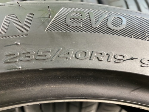 235 40 19 HANKOOK ION EV K127