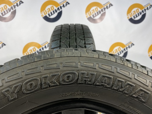 235 65 17 YOKOHAMA GEOLANDAR A/T-S G012