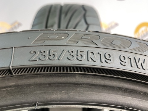 235 35 19 TOYO PROXES TR1