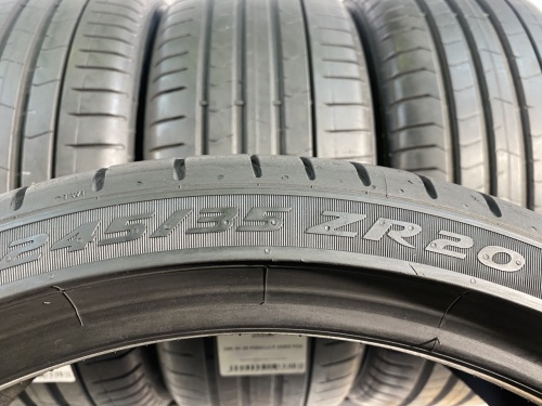 245 35 20 PIRELLI P ZERO PZ4