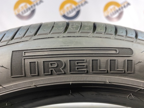 255 40 17 PIRELLI P ZERO ROSSO