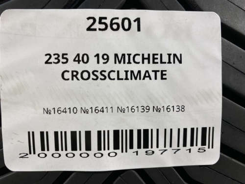 235 40 19 MICHELIN CROSSCLIMATE