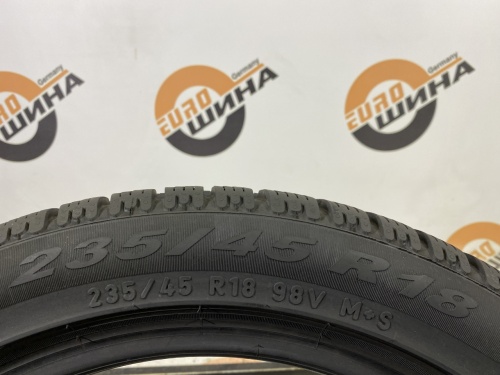 235 45 18 PIRELLI WINTER SOTTOZERO 240 SERIE II