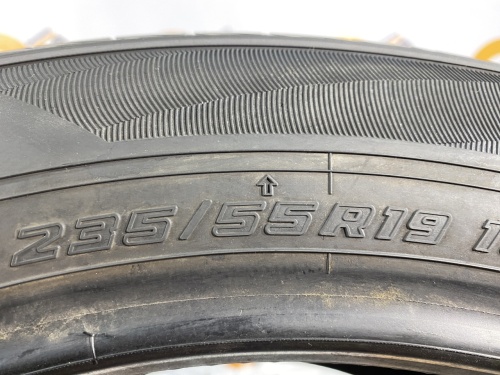 235 55 19 YOKOHAMA AVID GT