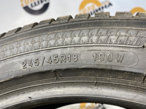 245 45 18 KLEBER QUADRAXER 2