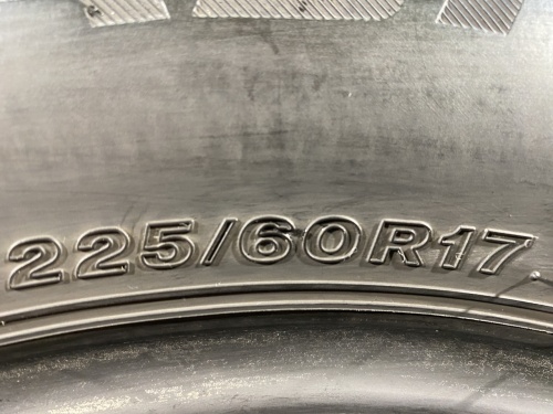 225 60 17 FIRESTONE ROADHAWK