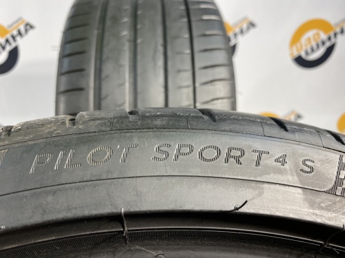 305 30 21 MICHELIN PILOT SPORT 4 S