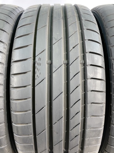 225 40 18 KUMHO ECSTA PS71