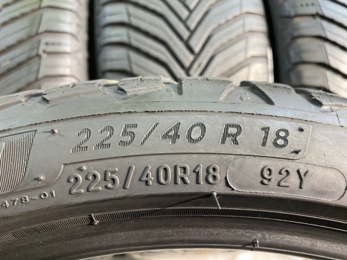 225 40 18 MICHELIN CROSSCLIMATE 2