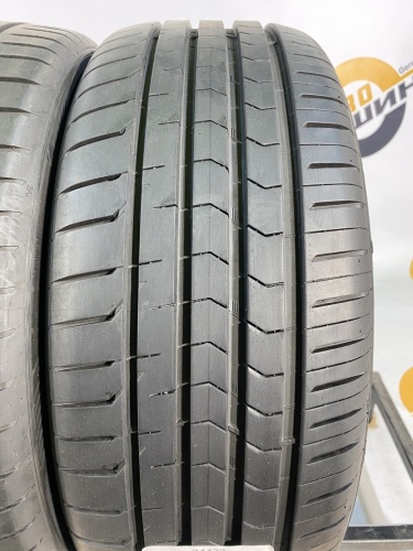 215 45 18 VREDESTEIN ULTRAC SATIN