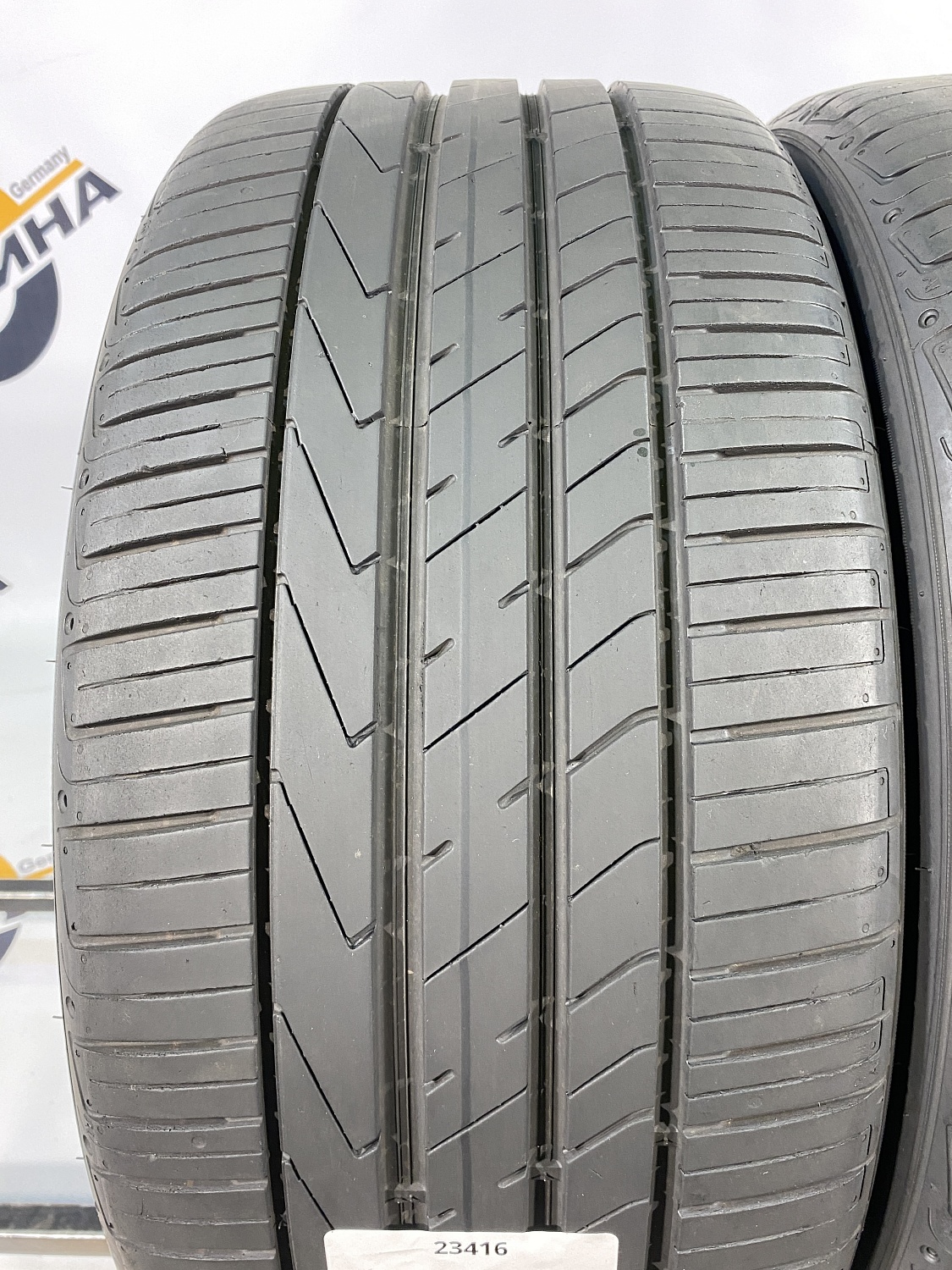 255 40 20 HANKOOK VENTUS S1 EVO 2 SUV K117A