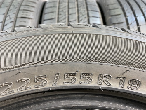 225 55 19 KUMHO CRUGEN PREMIUM KL33