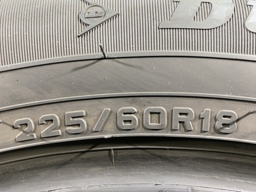 225 60 18 DUNLOP GRANDTREK ST30