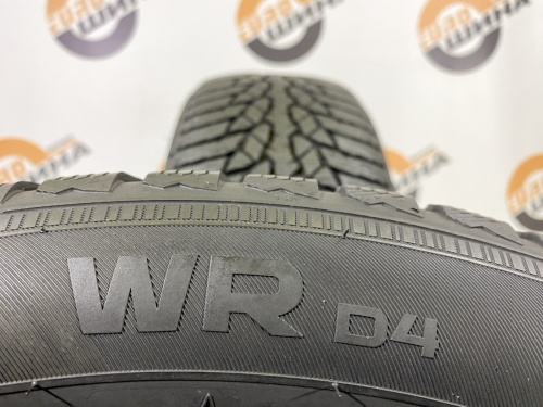 215 55 17 NOKIAN WR D4