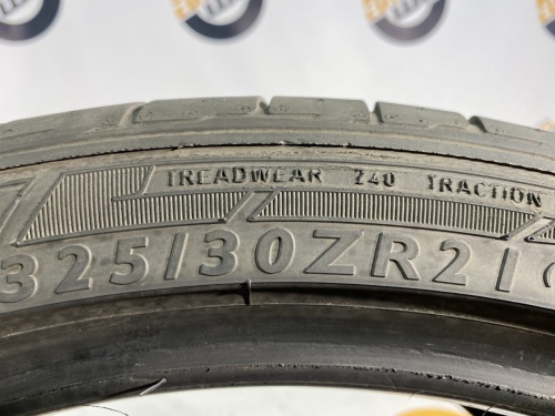 325 30 21 DUNLOP SP SPORT MAXX