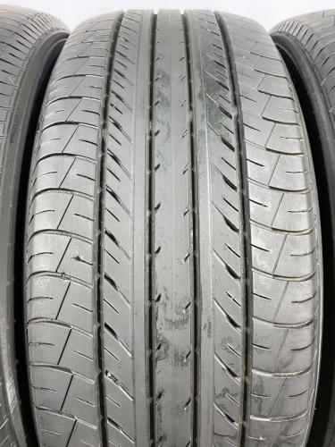 225 55 18 YOKOHAMA BLUEARTH E70