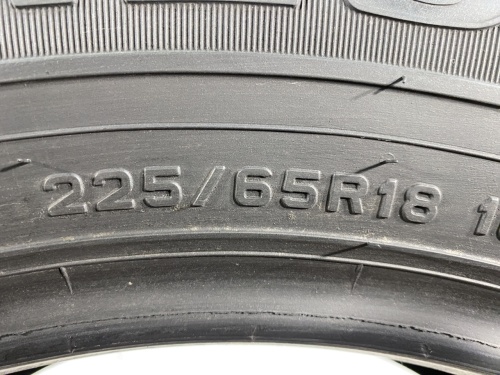 225 65 18 DUNLOP GRANDTREK ST20