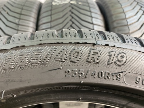 235 40 19 MICHELIN CROSSCLIMATE