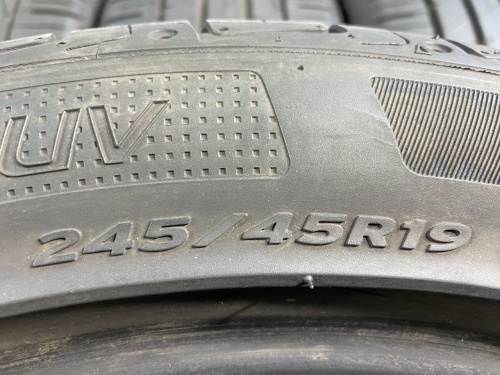 245 45 19 HANKOOK VENTUS S1 EVO2 SUV K117A
