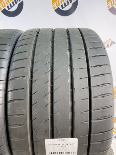 295 30 19 MICHELIN PILOT SPORT 4 S