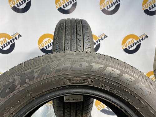 225 65 17 DUNLOP GRANDTREK ST30