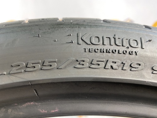 255 35 19 HANKOOK VENTUS S1 EVO 2 K117