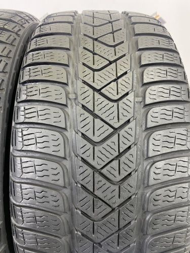 215 45 17 PIRELLI WINTER SOTTOZERO 3