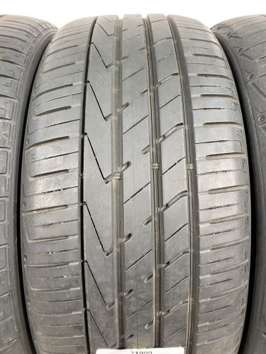 235 50 19 HANKOOK VENTUS S1 EVO 2 SUV K117C