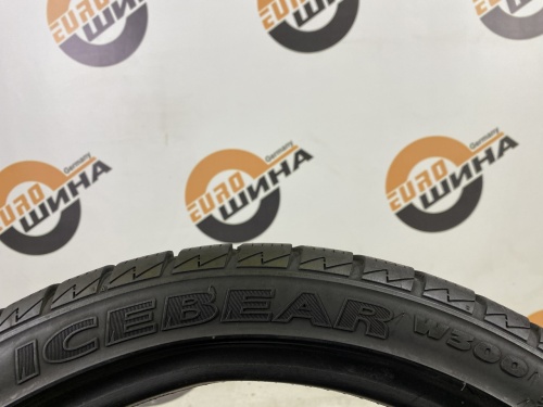 225 40 18 HANKOOK ICEBEAR W300