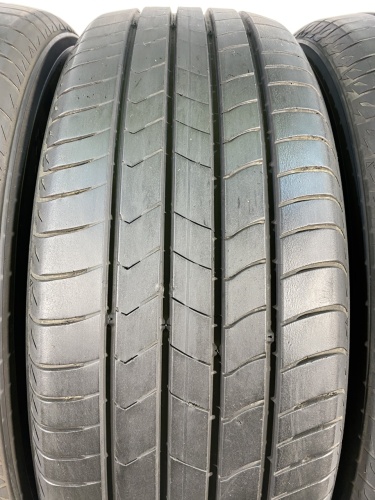 215 60 17 KUMHO ECSTA HS51