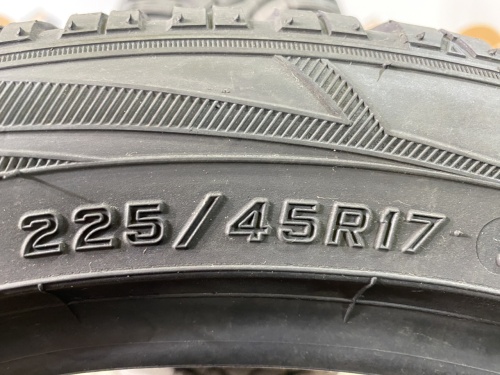 225 45 17 FALKEN EUROWINTER HS01