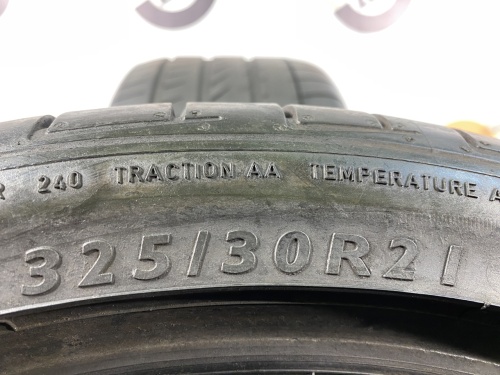 325 30 21 DUNLOP SP SPORT MAXX GT RFT