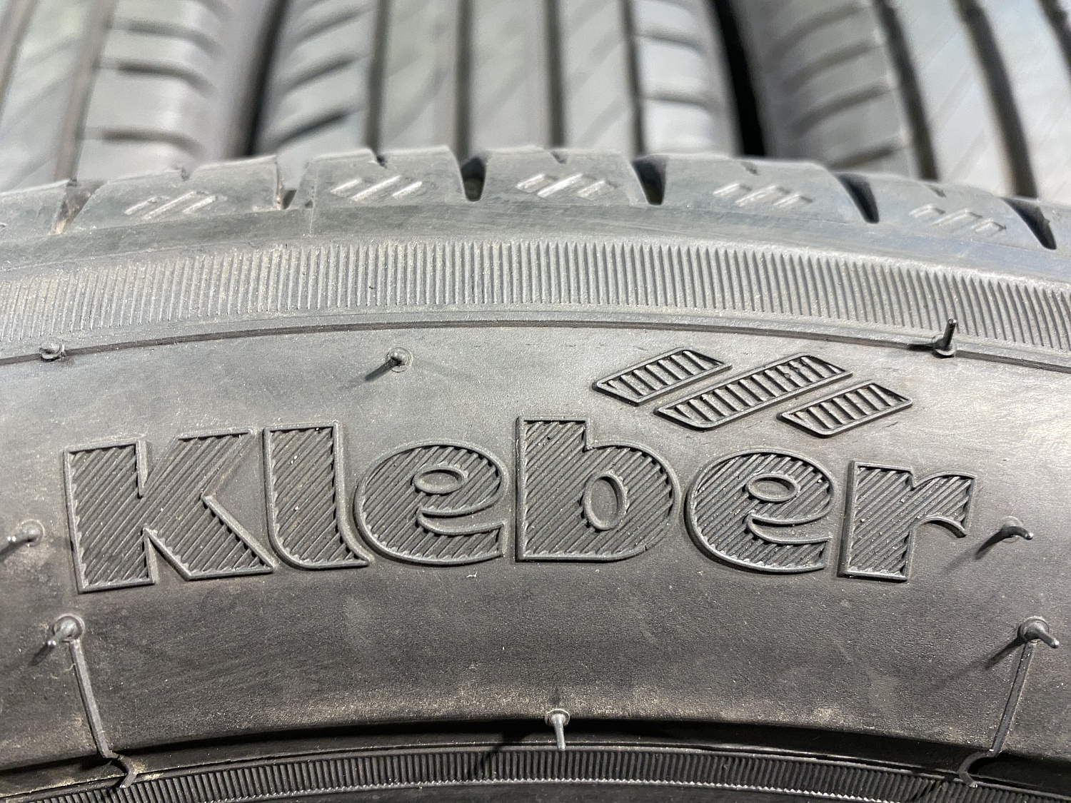 195 55 20 KLEBER DYNAXER UHP