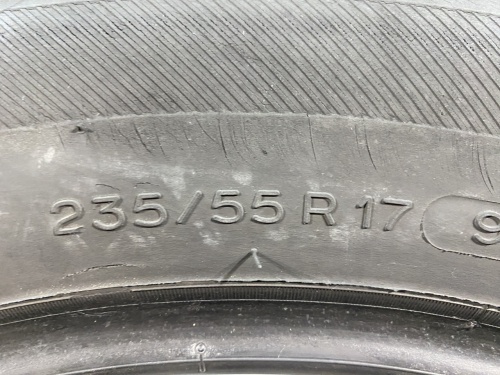 235 55 17 MICHELIN LATITUDE TOUR HP