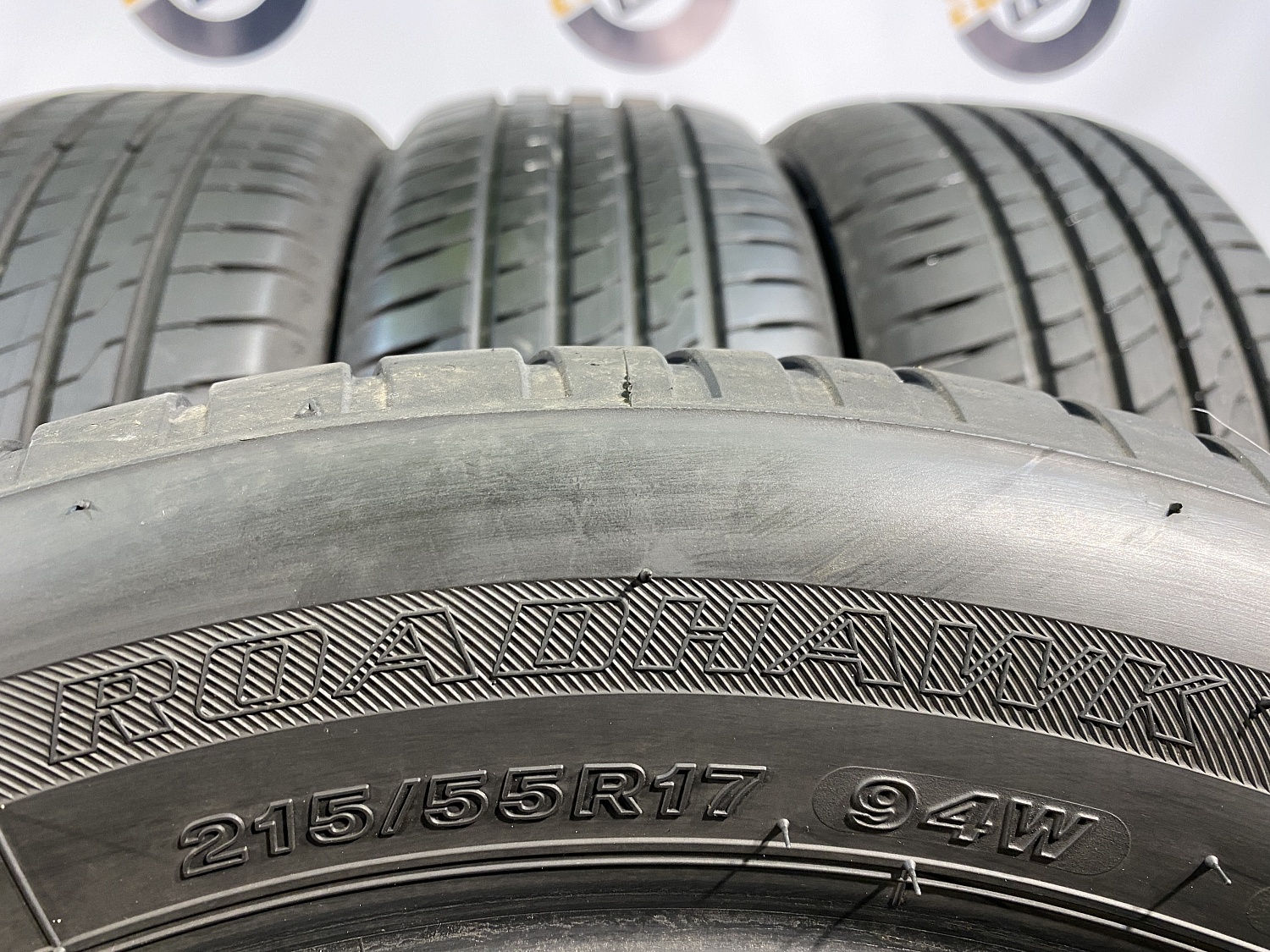 215 55 17 FIRESTONE ROADHAWK