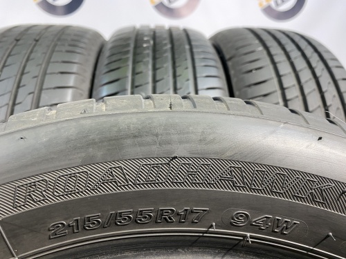 215 55 17 FIRESTONE ROADHAWK