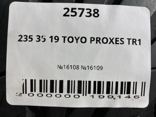 235 35 19 TOYO PROXES TR1