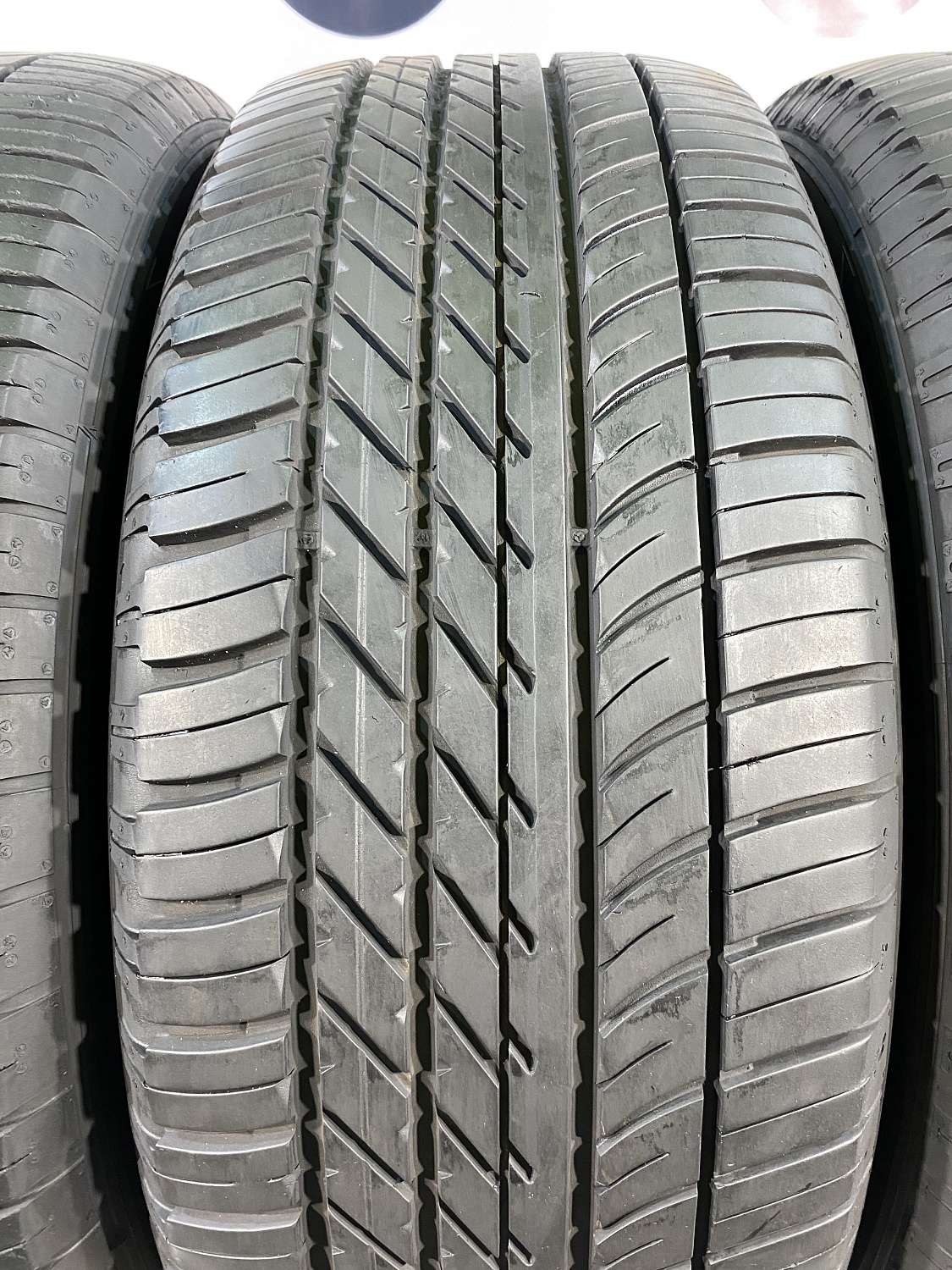 255 50 20 GOODYEAR EAGLE F1 ASYMMETRIC SUV 4X4