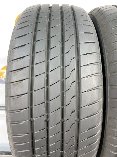 215 55 17 FIRESTONE ROADHAWK