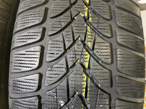 235 60 18 DUNLOP SP WINTER SPORT 4D