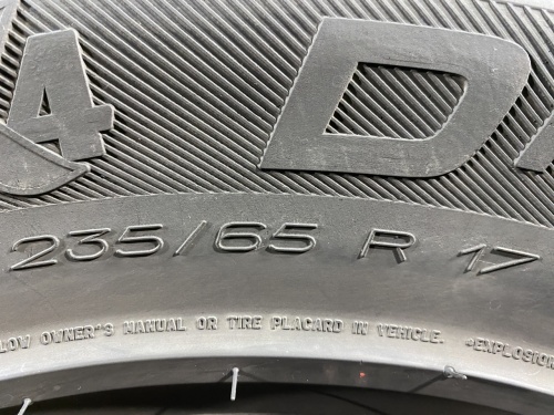 235 65 17 MICHELIN 4X4 DIAMARIS