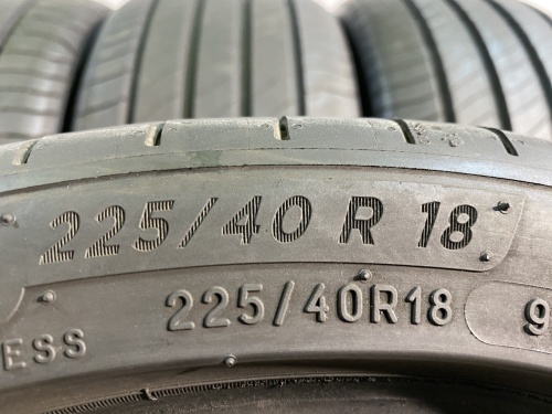 225 40 18 MICHELIN PRIMACY 4