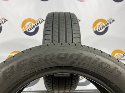 215 55 17 BFGOODRICH ADVANTAGE
