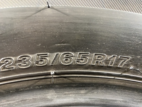 235 65 17 BRIDGESTONE TURANZA T005